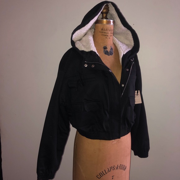 [Gstudio] Black Teddy Fleece Sherpa Crop Bomber Jacket& Coat. - Picture 3 of 9